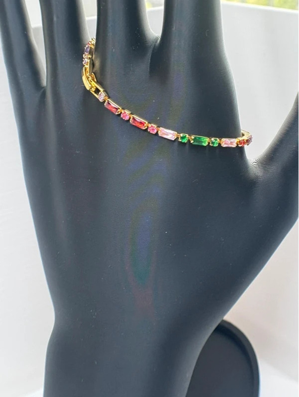 6.5” multicolored fashion bracelet
